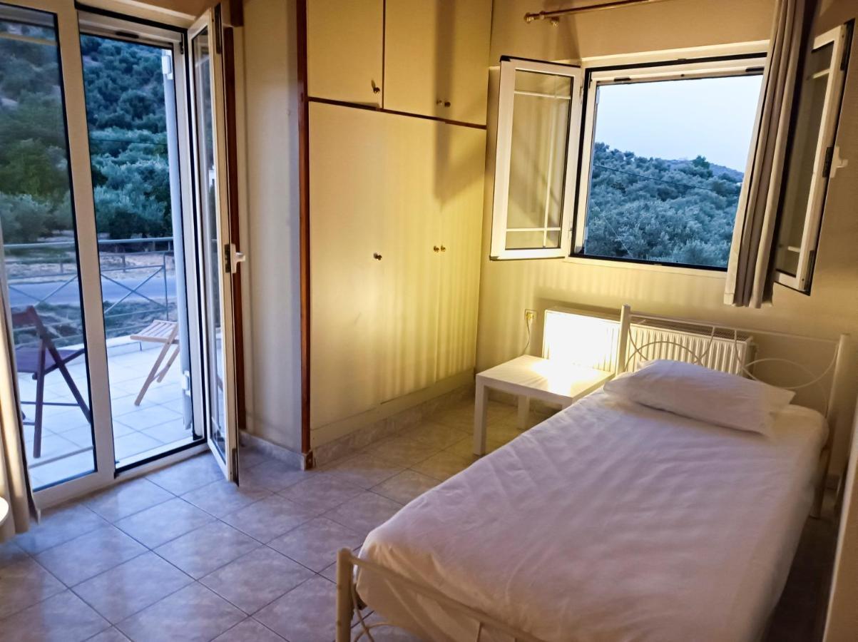 Zoi'S Hοuse.Vacation Home In Mani Near Vathi Beach Екстер'єр фото